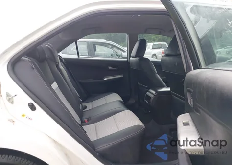 2013 Toyota Camry Se z USA, uszkodzony, nr VIN 4T1BF1FK3DU256262